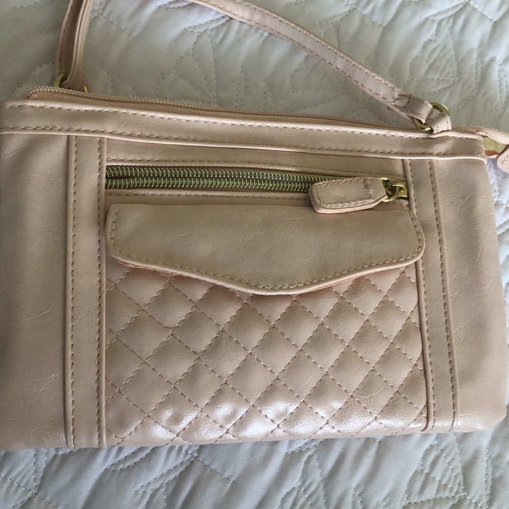 Baby Pink Simple Shoulder Purse; barely used - Picture 3 of 4